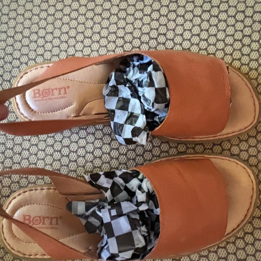 Born Inlet leather shoes- Size 7